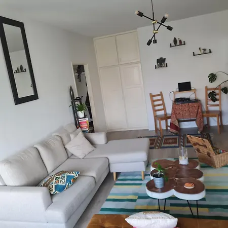 The Cozy Corner In Kallio! Homestay *
